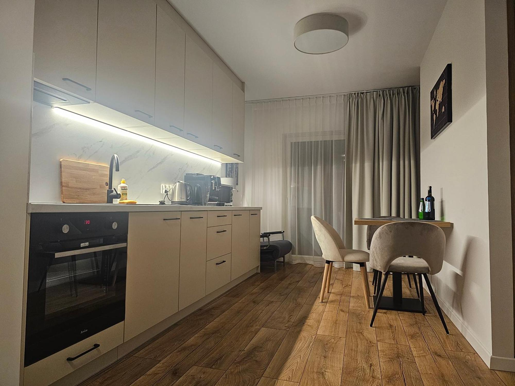 City Sense New Apartments - Main Station And City Center Вроцлав Экстерьер фото